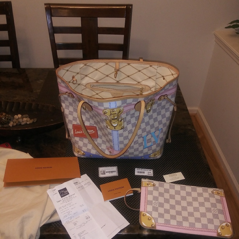 Louis vuitton neverfull truck city